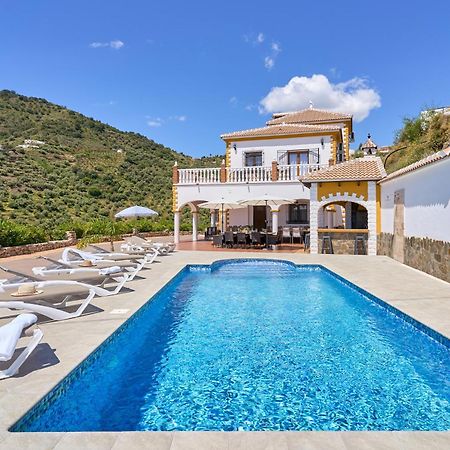Villa Javier En Sayalonga Bagian luar foto