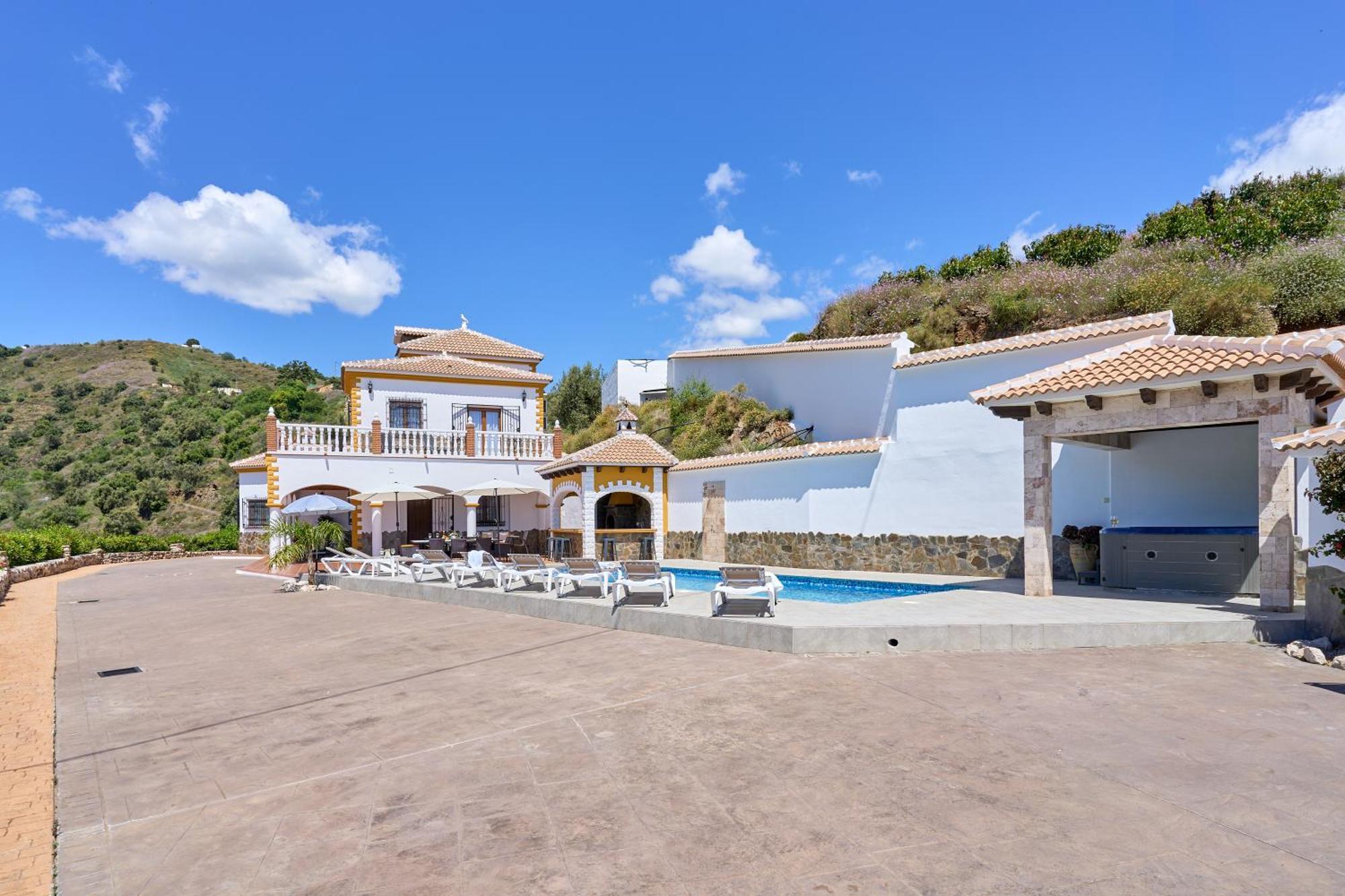 Villa Javier En Sayalonga Bagian luar foto